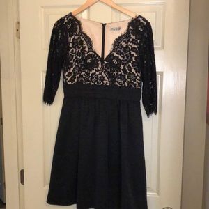 Sassy, mini lace black dress for every occasion!